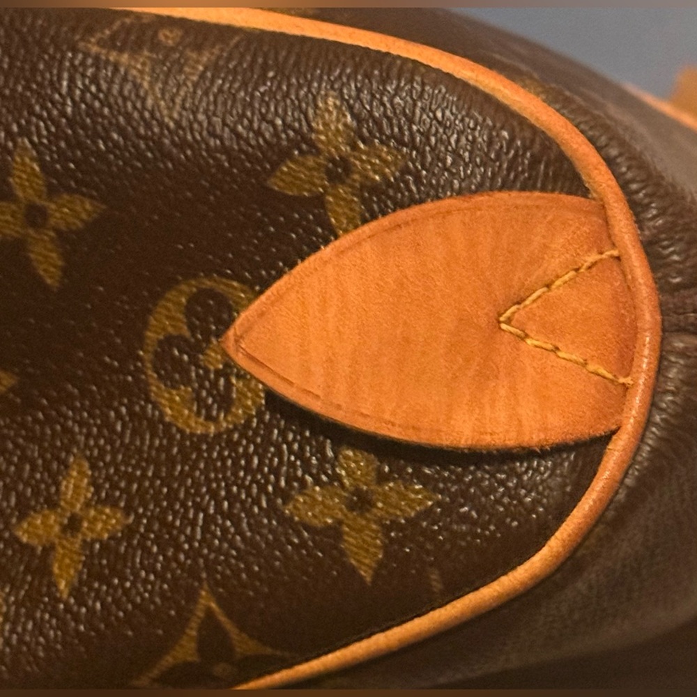 ❌ SOLD ❌ Louis Vuitton Monogram Sac Flanerie 45 Bag (Exterior Cowhide Refurb) - Picture 9 of 16